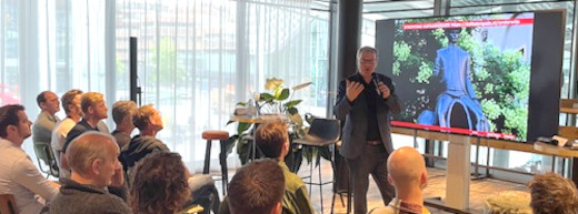Arjan Widlak spreekt op de vakkennisdagen van het Rijks ICT Gilde